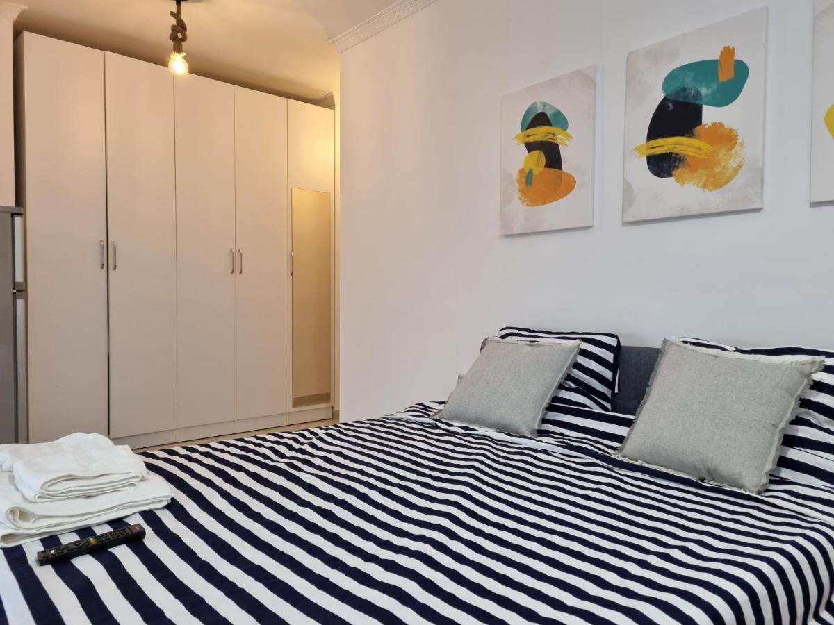 New Modern Studio In Central Tirana Apartment Exterior foto
